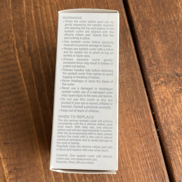 ✨SOLD ✨ BNIB Shu Uemura Eyelash Curler - Picture 2 of 4